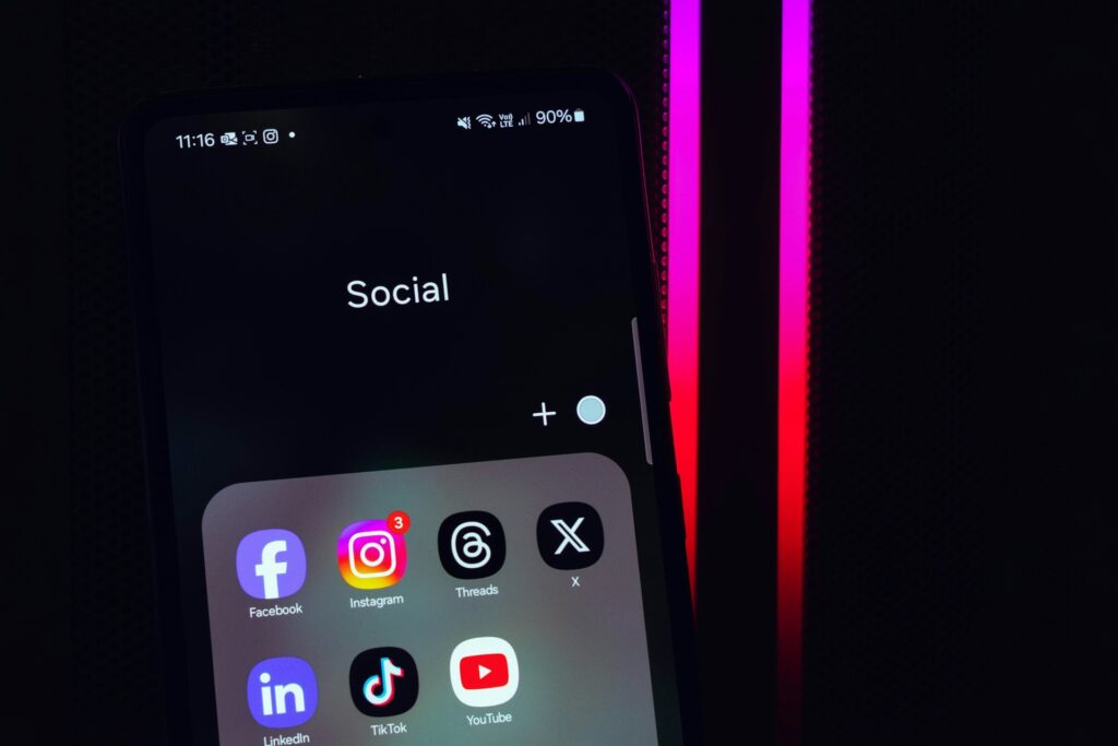 Ako vplývajú sociálne siete na mladých? Rodičia by mali byť na pozore